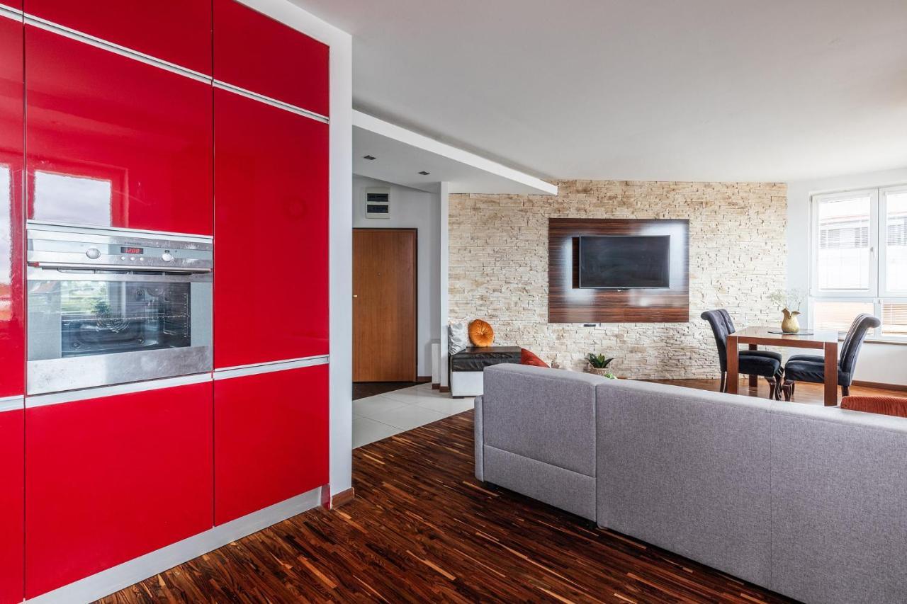 Superapart Konstancinska 2 Apartment Warsaw Ngoại thất bức ảnh